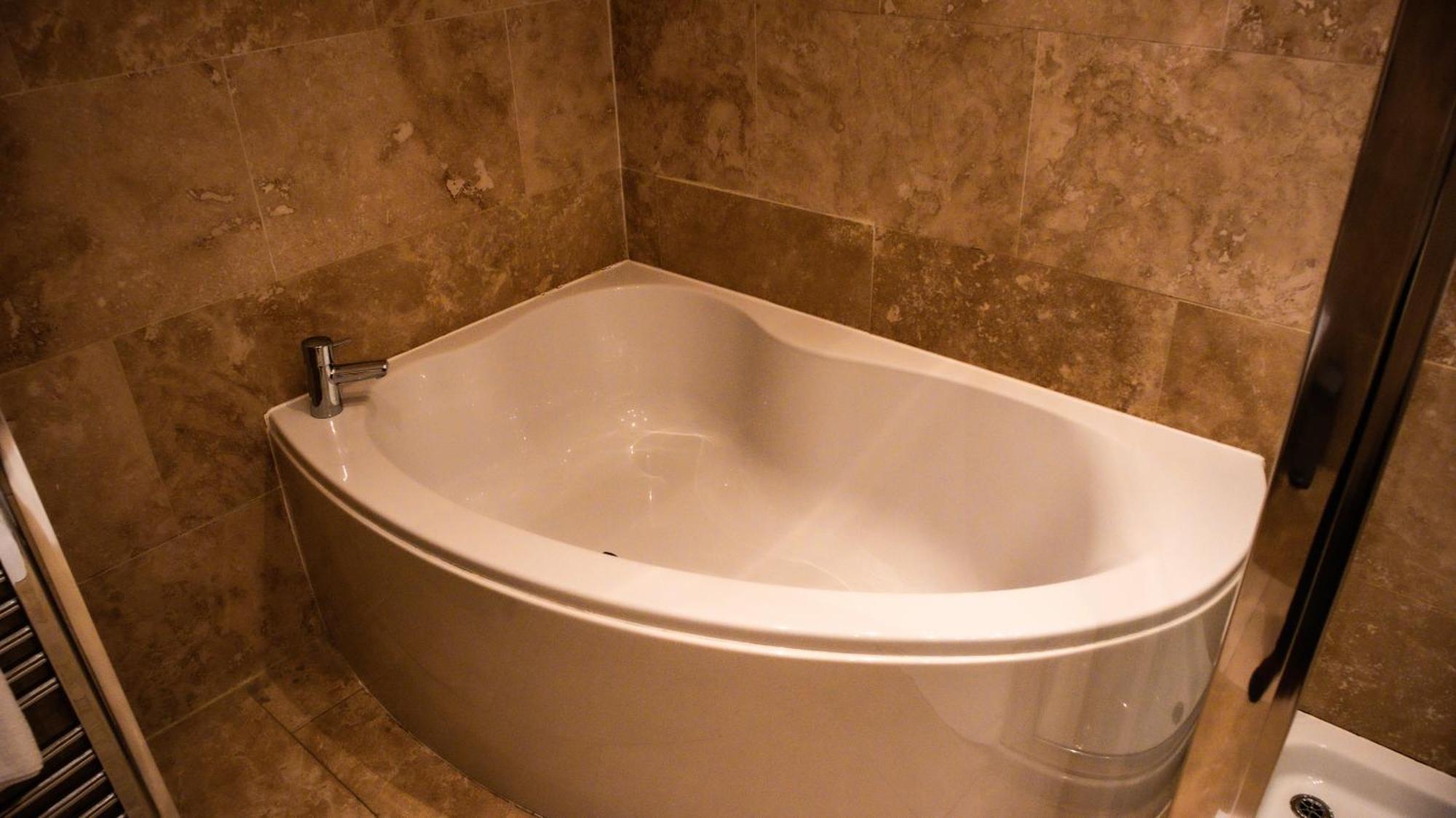40 Winks Hospitality Hotel Durham Ngoại thất bức ảnh