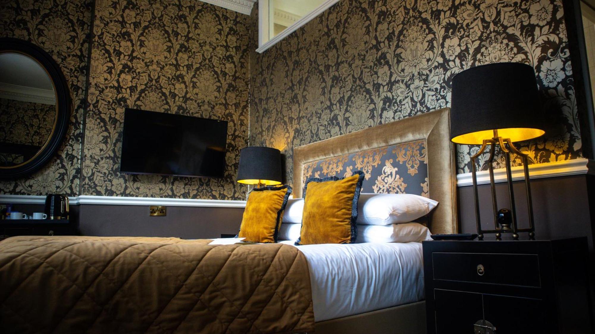 40 Winks Hospitality Hotel Durham Ngoại thất bức ảnh